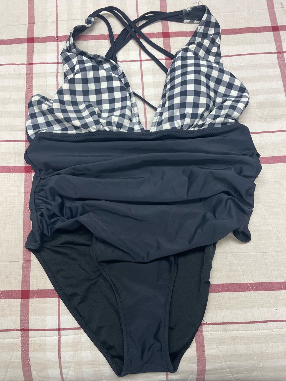NWOT! Cupshe large black gingham strappy swimsuit